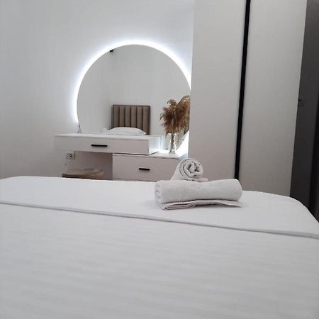 Vila Pushimi Regis Velipoje Bagian luar foto